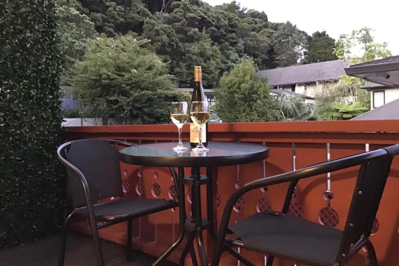 The Swiss Chalet Holiday Apartment 5, Bay Of Islands Paihia Bagian luar foto